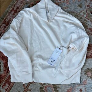 ALO Hazy Neck Pullover